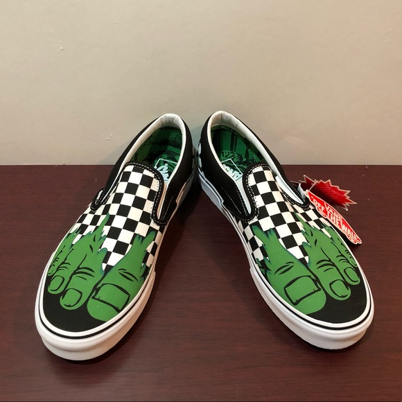 Vans X Marvel Classic Slip-On, Hulk, Various Sizes - Picture 14 of 15